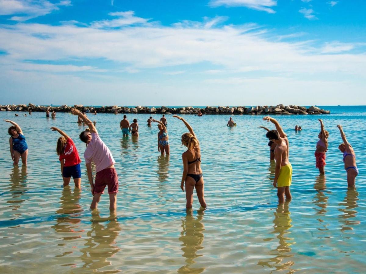 Hotel Marina Beach - Azzurro Club Ραβένα Εξωτερικό φωτογραφία