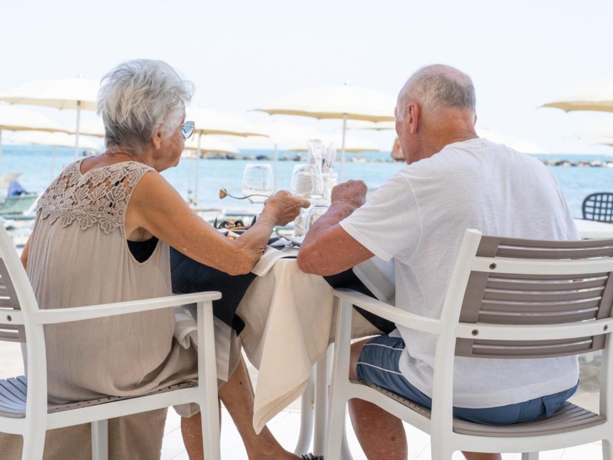 Hotel Marina Beach - Azzurro Club Ραβένα Εξωτερικό φωτογραφία